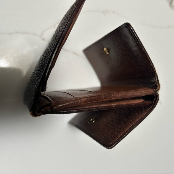 Louis Vuitton Wallet - Picture 11 of 12